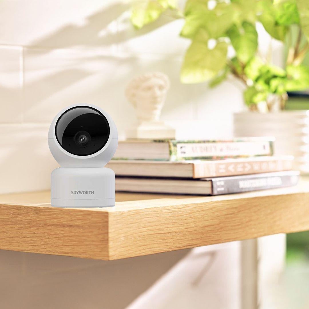 كاميرا Skyworth H40 الداخلية واي فاي 4MP بخاصية الرؤية الليلية وكشف وتتبع ذكي